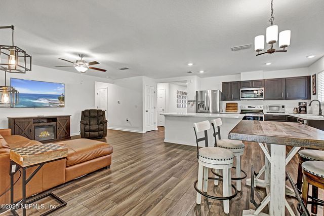 11646 DRIFTWOOD CREEK Drive, Jacksonville, FL 32218