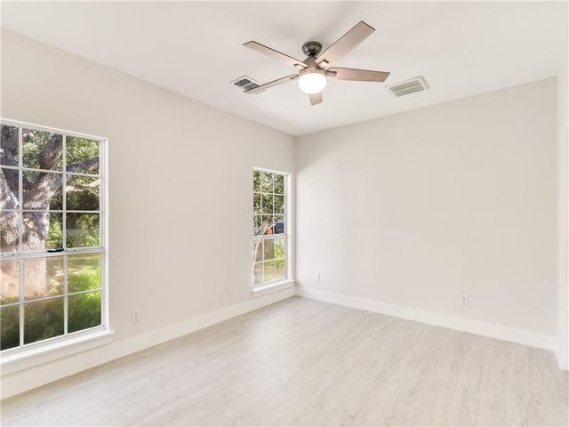 207 Tellus ST, Lakeway, TX 78734