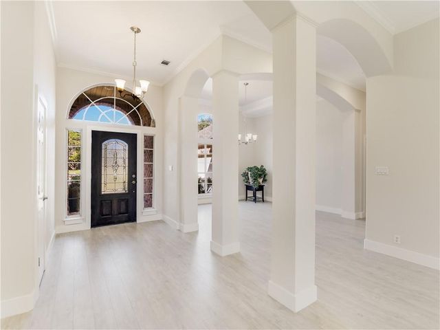 207 Tellus ST, Lakeway, TX 78734
