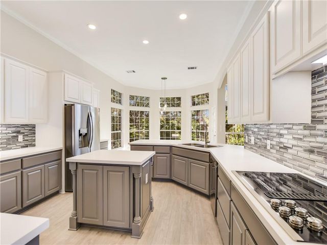 207 Tellus ST, Lakeway, TX 78734