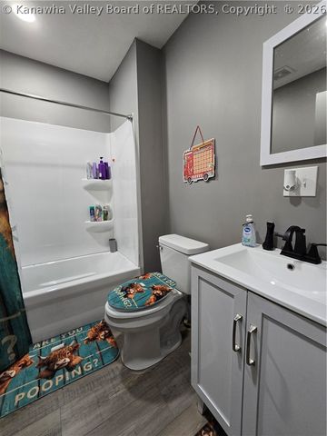 3809 Auburn Road, Huntington, WV 25704