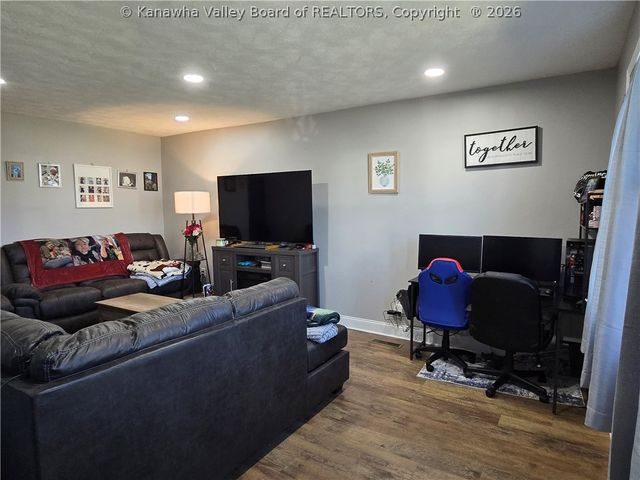 3809 Auburn Road, Huntington, WV 25704