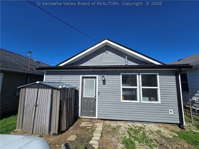 3809 Auburn Road, Huntington, WV 25704