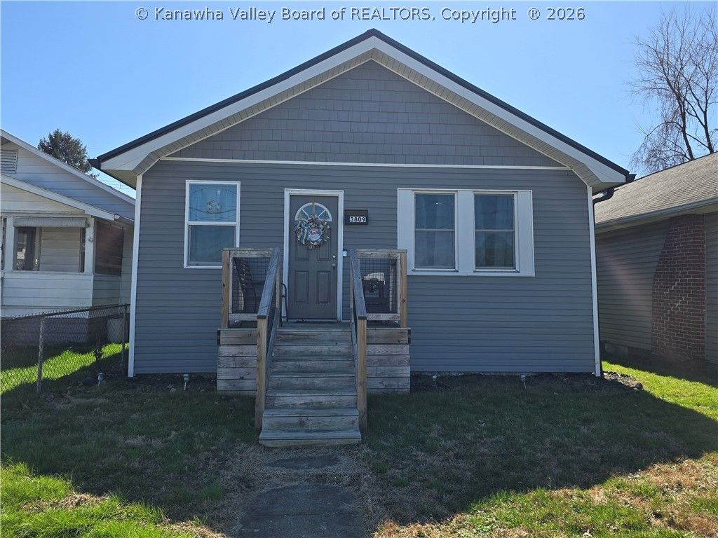3809 Auburn Road, Huntington, WV 25704