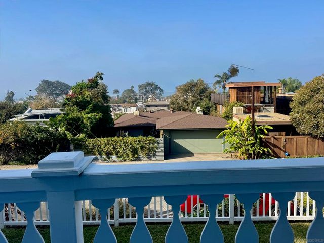 1357 Olivet St, La Jolla, CA 92037