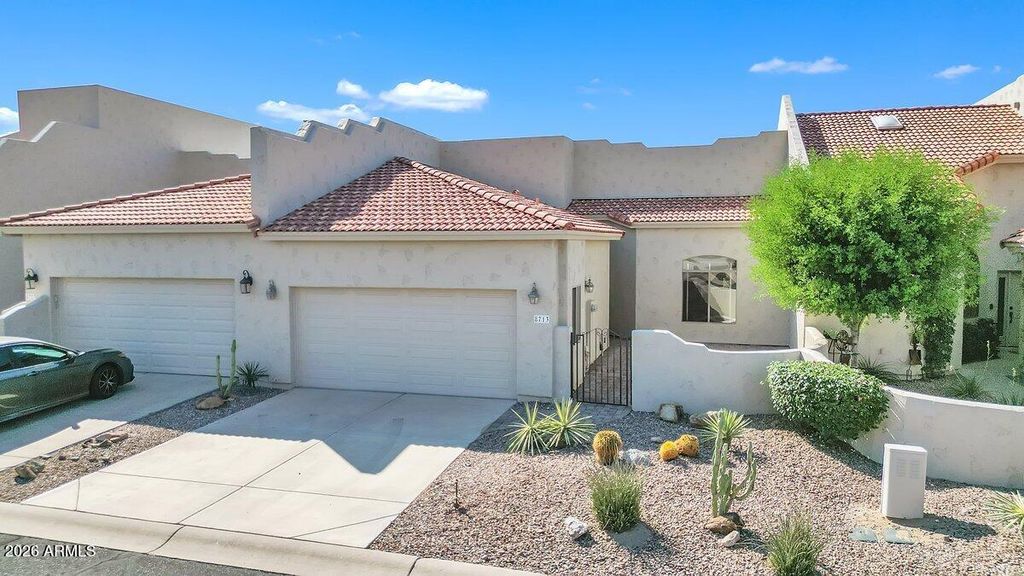 8713 E SANDTRAP Court, Gold Canyon, AZ 85118 — exterior