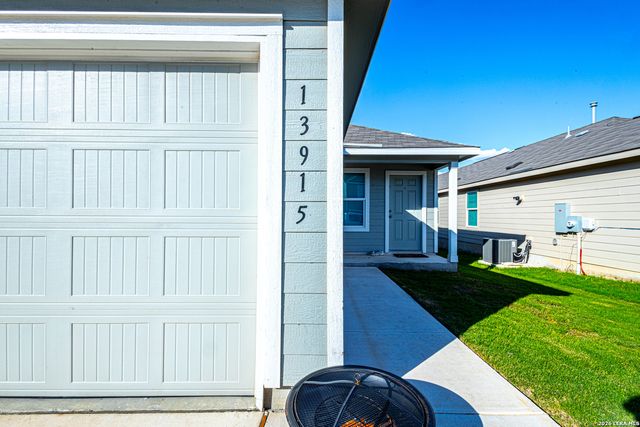 13915 bull, San Antonio, TX 78252