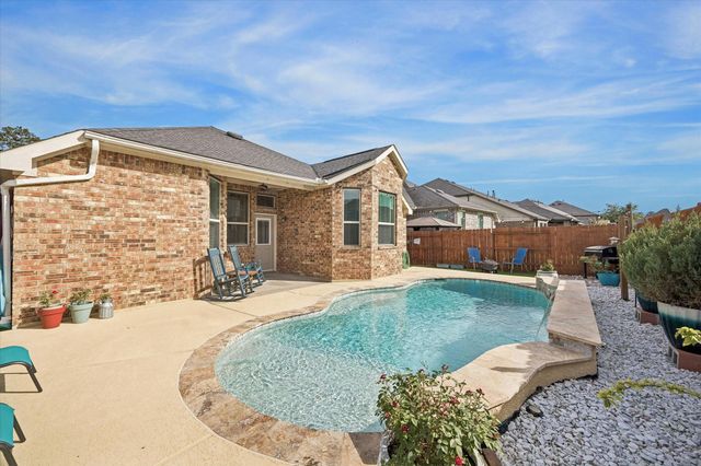17064 Easter Lily, Conroe, TX 77385