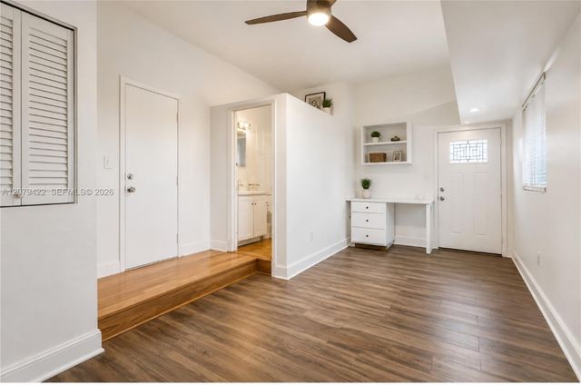 10916 NW 58th Terrace, Doral, FL 33178