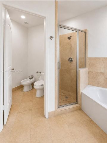 10916 NW 58th Terrace, Doral, FL 33178