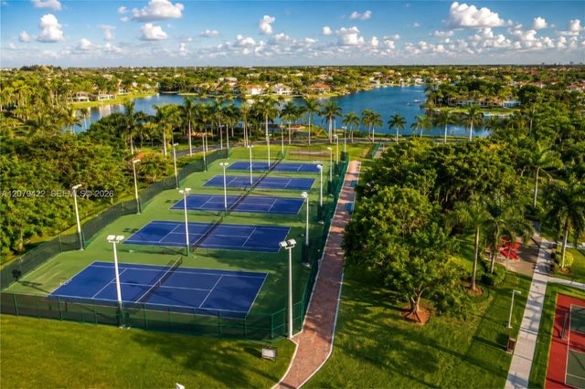 10916 NW 58th Terrace, Doral, FL 33178