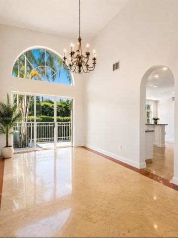 10916 NW 58th Terrace, Doral, FL 33178