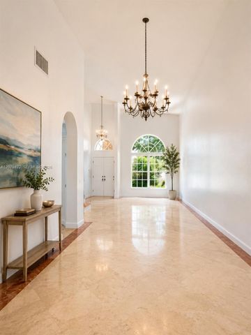 10916 NW 58th Terrace, Doral, FL 33178