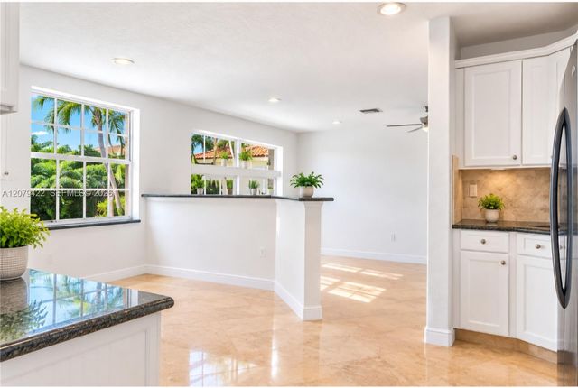 10916 NW 58th Terrace, Doral, FL 33178
