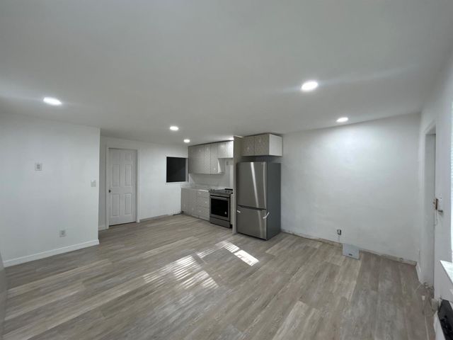 2865 SW 16th Street 3, Fort Lauderdale, FL 33312