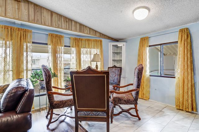 7118 Remington Drive NE, Albuquerque, NM 87109