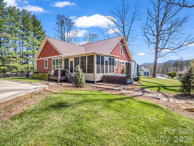 52 Old Spring Drive, Candler, NC 28715