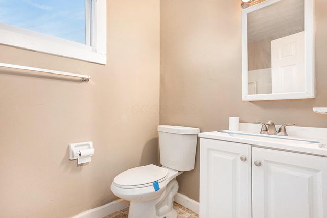 3275 Faycrest Road, Columbus, OH 43232