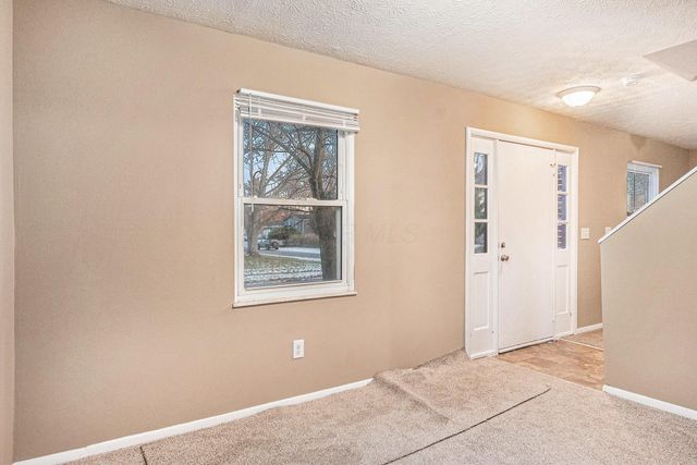 3275 Faycrest Road, Columbus, OH 43232