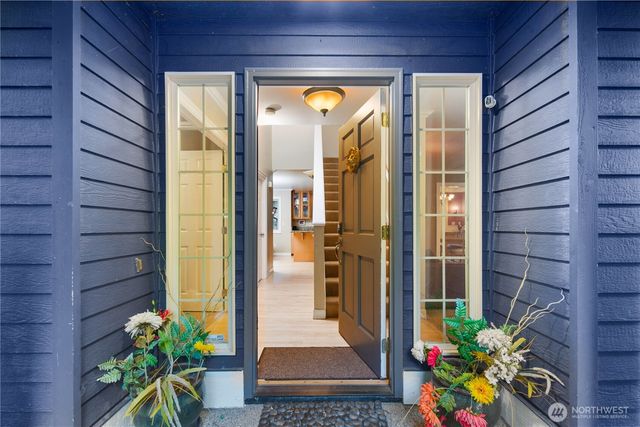 16502 NE 180th Place, Woodinville, WA 98072