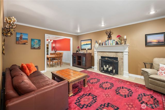 16502 NE 180th Place, Woodinville, WA 98072