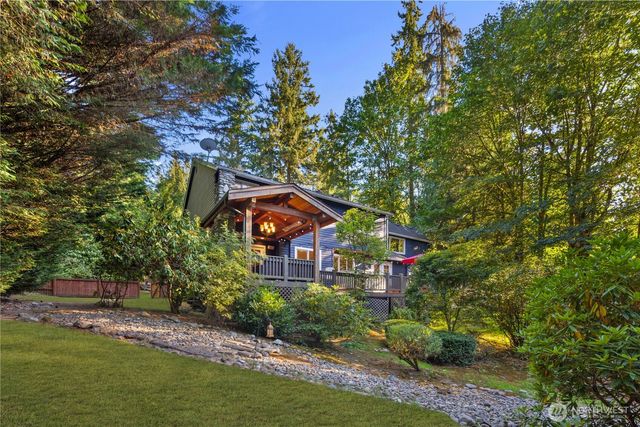 16502 NE 180th Place, Woodinville, WA 98072