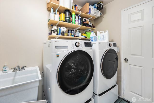 16502 NE 180th Place, Woodinville, WA 98072