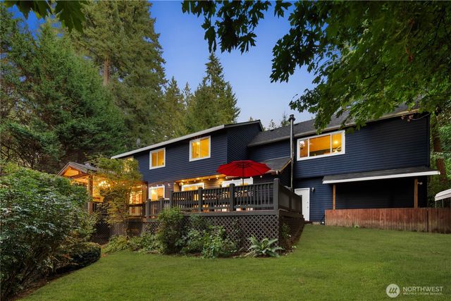 16502 NE 180th Place, Woodinville, WA 98072