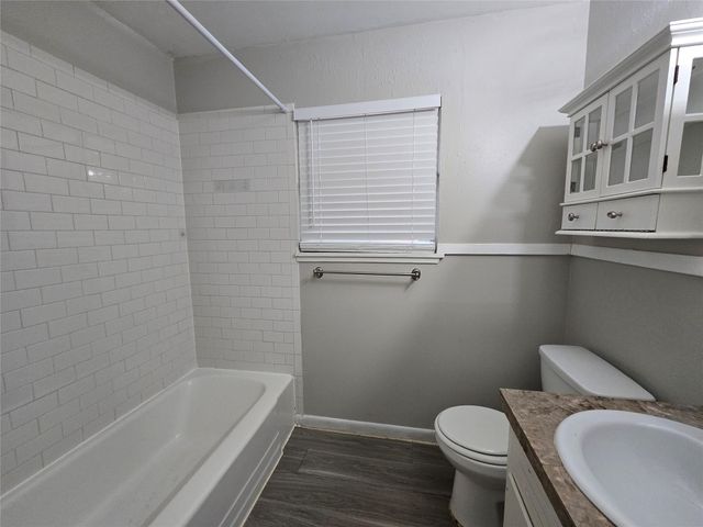 4708 Red River ST A, Austin, TX 78751
