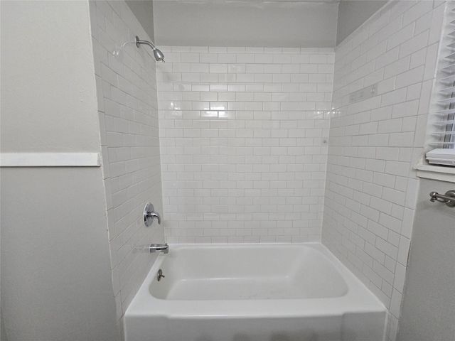 4708 Red River ST A, Austin, TX 78751