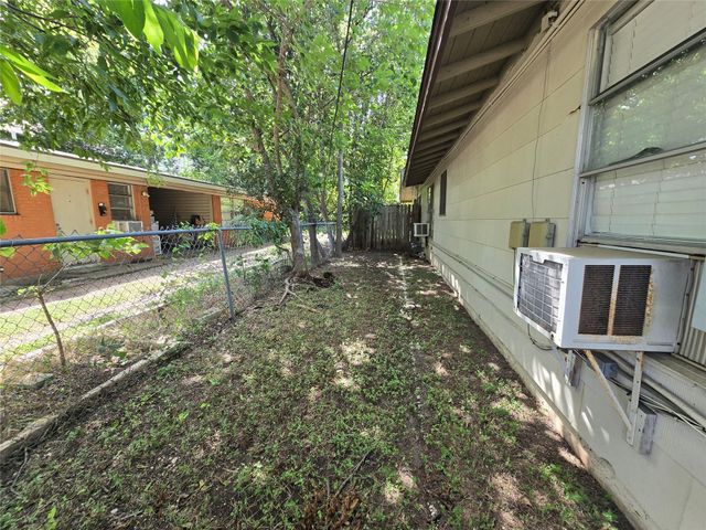 4708 Red River ST A, Austin, TX 78751