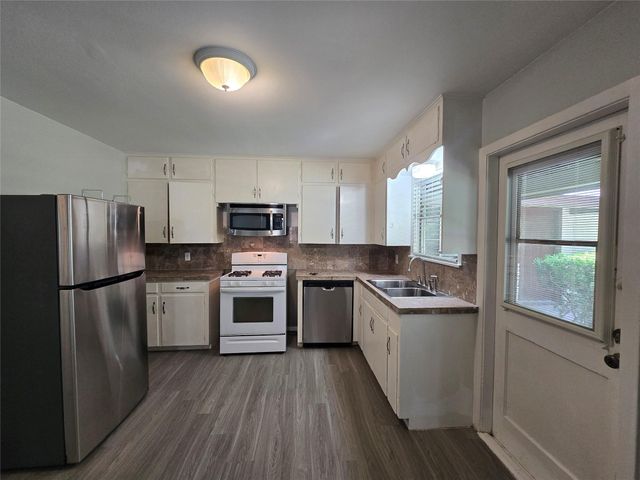 4708 Red River ST A, Austin, TX 78751