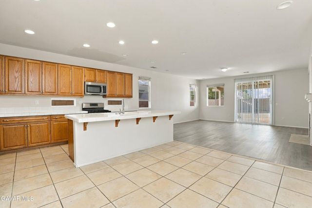 2639 Belvedere Lane, Lancaster, CA 93535