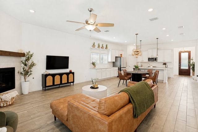 1145 Canuela Way, Justin, TX 76247