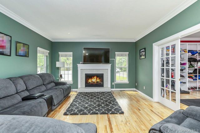 141 Radio Avenue, Miller Place, NY 11764