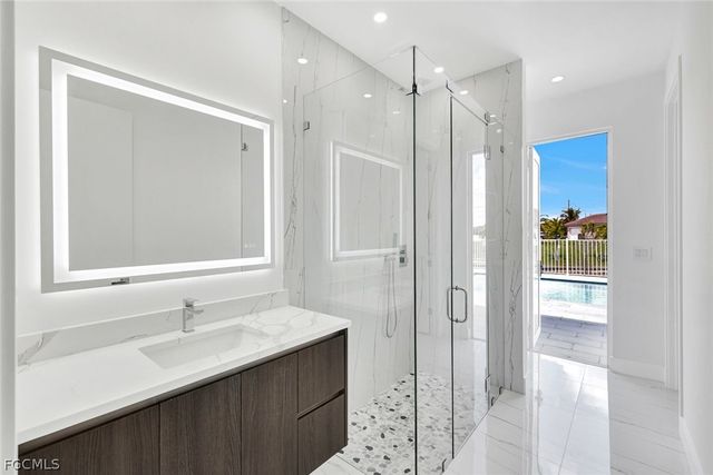 2029 SW 41st ST, Cape Coral, FL 33914