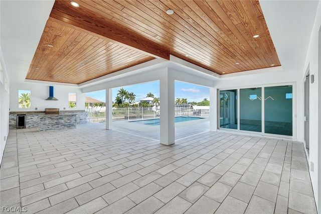 2029 SW 41st ST, Cape Coral, FL 33914