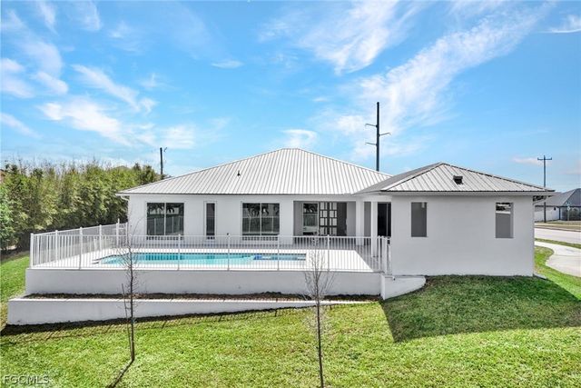 2029 SW 41st ST, Cape Coral, FL 33914