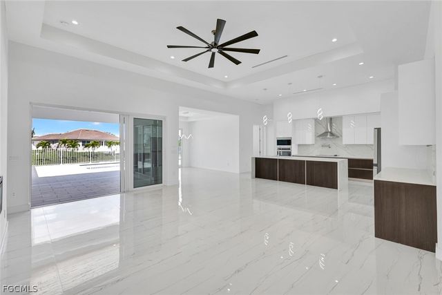 2029 SW 41st ST, Cape Coral, FL 33914