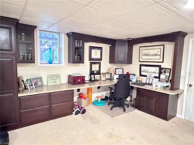 4003 Daisy Drive, Hamptonville, NC 27020