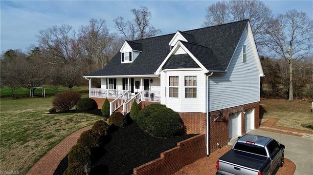 4003 Daisy Drive, Hamptonville, NC 27020