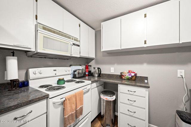 16761 N Pinewood WAY, Hayden, ID 83835