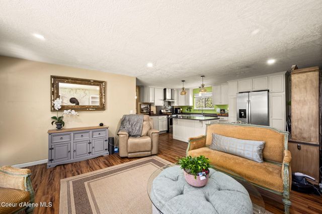 16761 N Pinewood WAY, Hayden, ID 83835