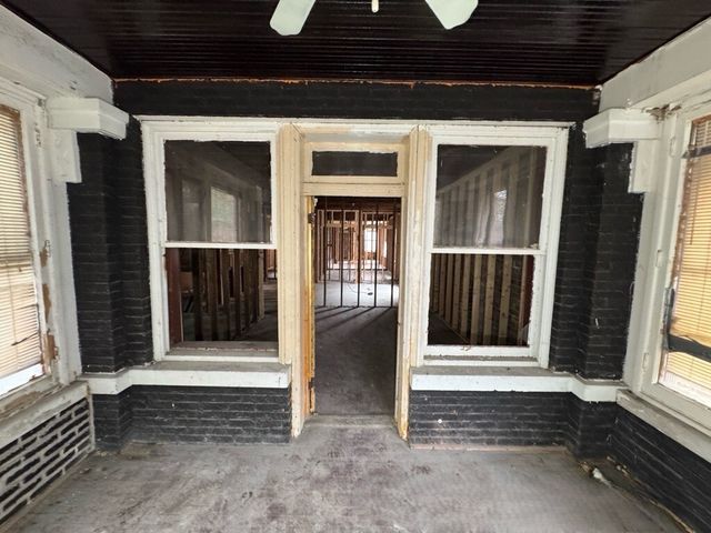 4821 W Washington Boulevard, Chicago, IL 60644