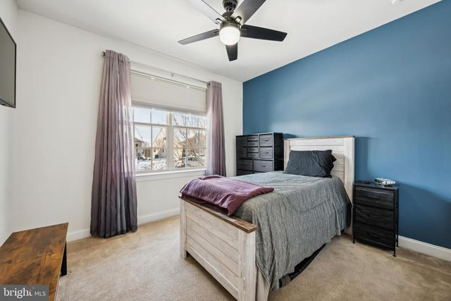 31 RAVENNA DR, West Berlin, NJ 08091