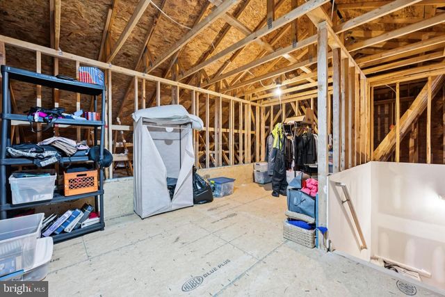 31 RAVENNA DR, West Berlin, NJ 08091