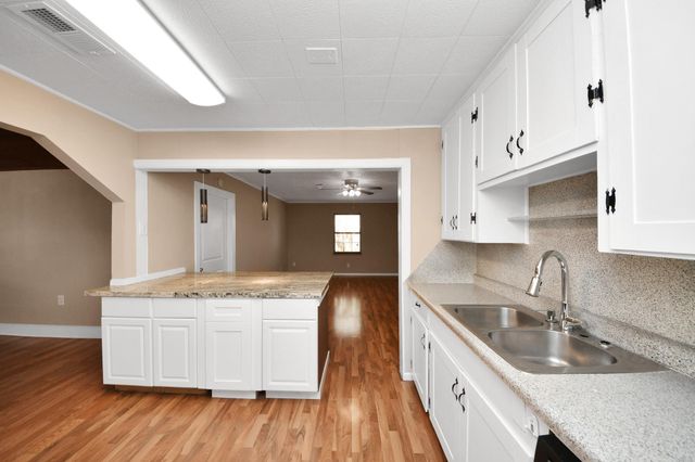 2221 Camille Street, Pasadena, TX 77506