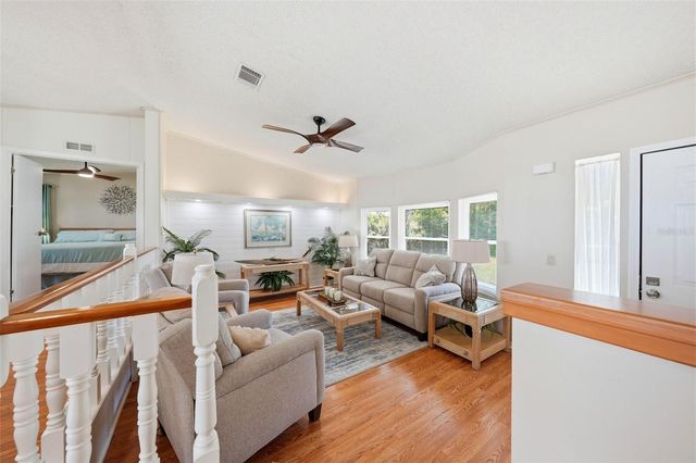 119 LAKE SHORE CIRCLE, Leesburg, FL 34788