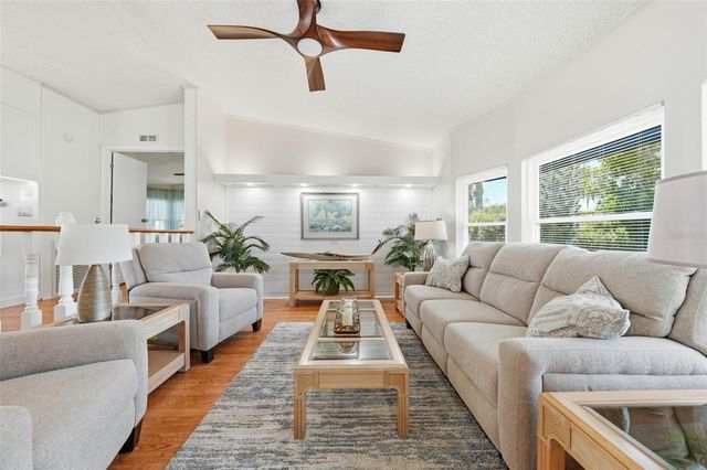 119 LAKE SHORE CIRCLE, Leesburg, FL 34788