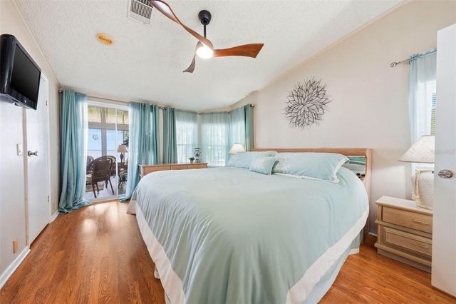 119 LAKE SHORE CIRCLE, Leesburg, FL 34788